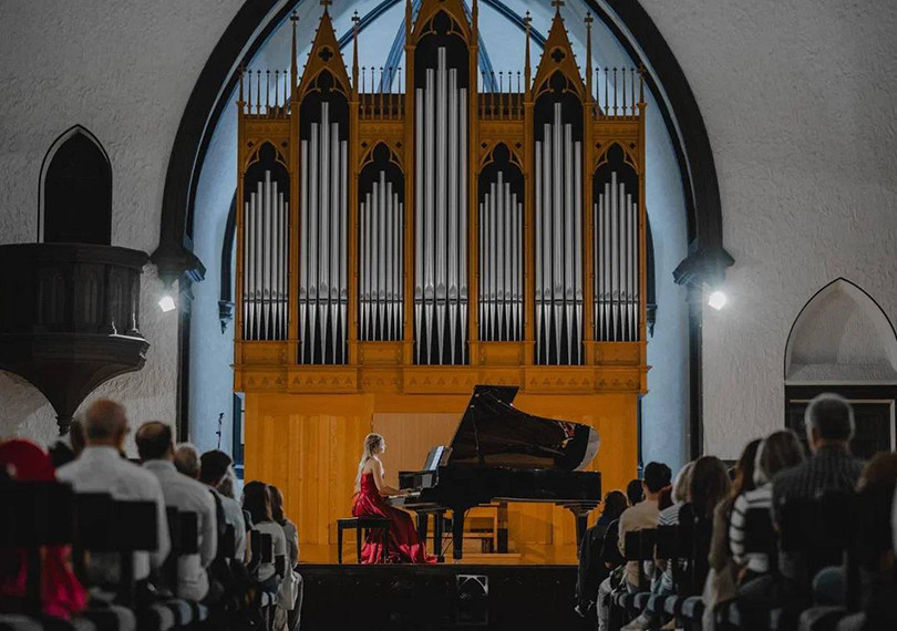 Winter Tales with Orchestra by Candlelight: The Nutcracker, Swan Lake, Sleeping Beauty. Concert in Baku