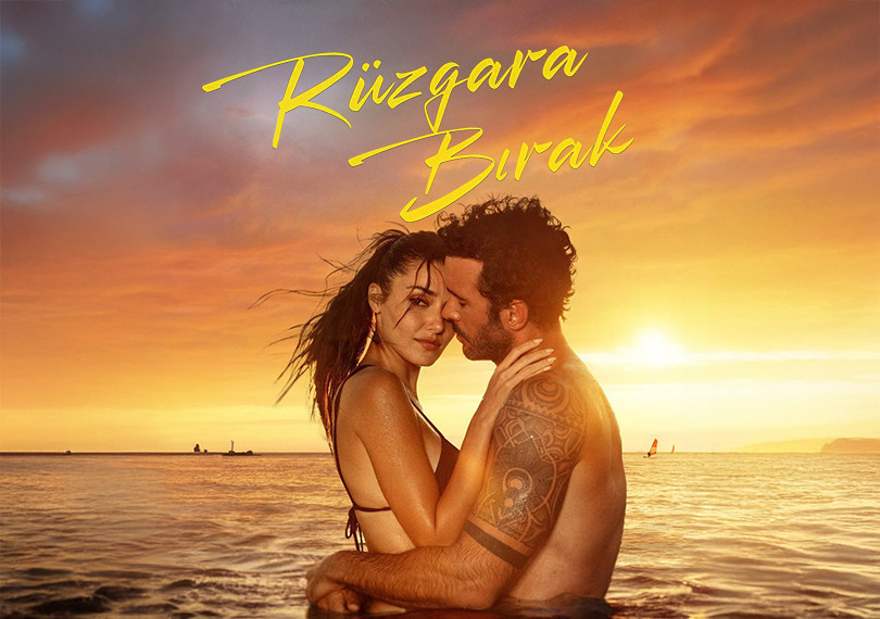 “Rüzgara bırak” filmin nümayişi