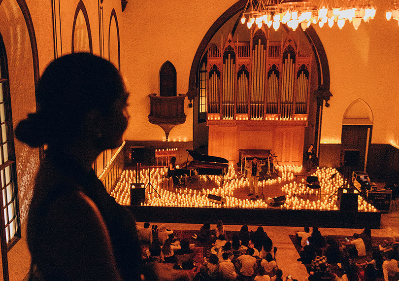 A Retro Night by Candlelight