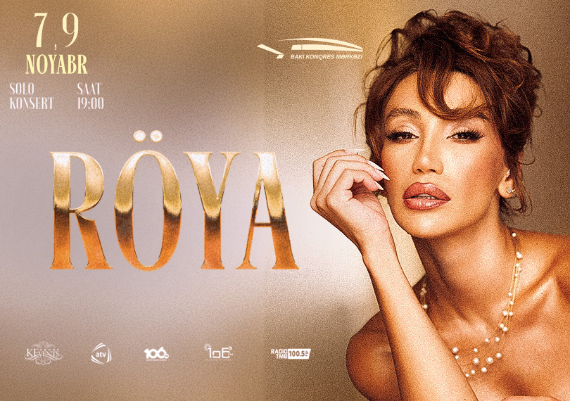 Egri, yalangoch, kokrak qafasidagi ayollar fotosuratlari